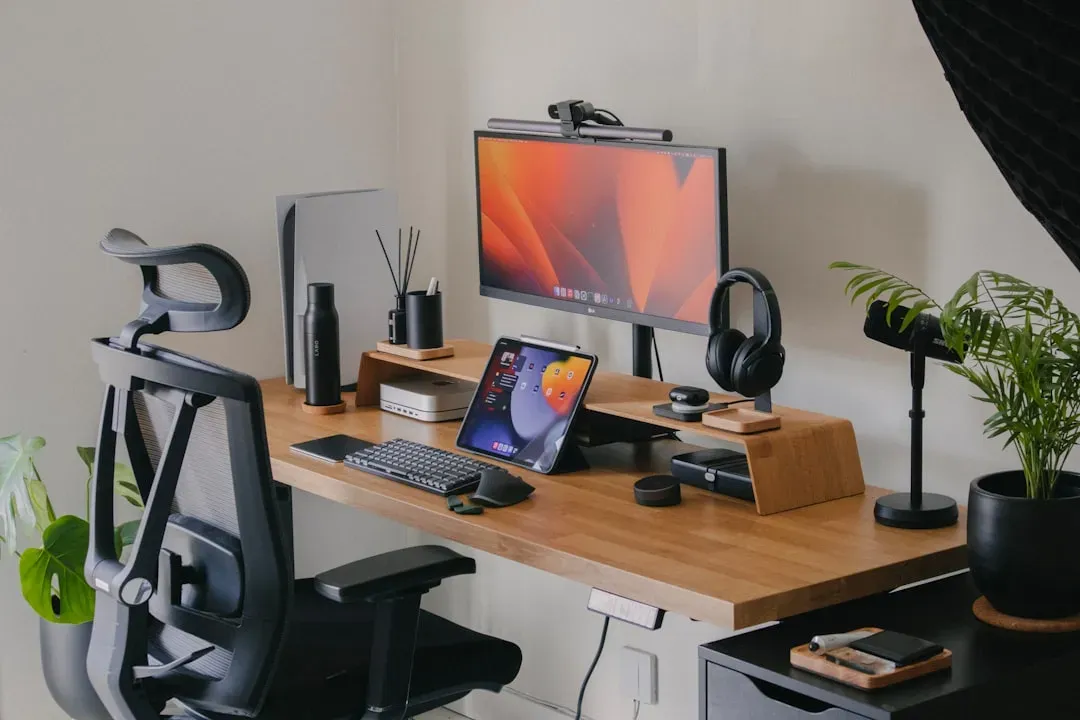 Gebrakan Gawai Akhir Agustus: Apple Lompat ke M6, Samsung Geber One UI 9